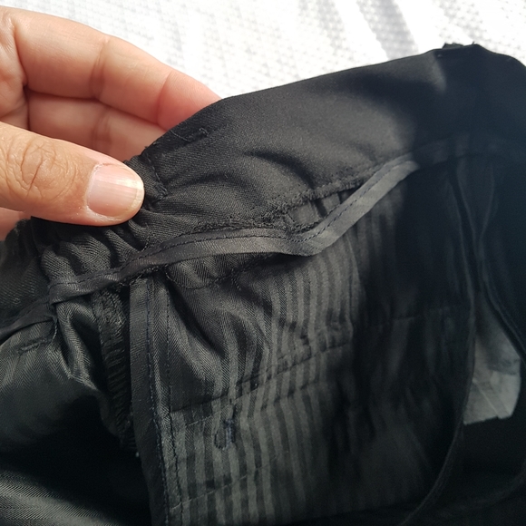 3 piece black suit -small/48 - worn once - Picture 6 of 7